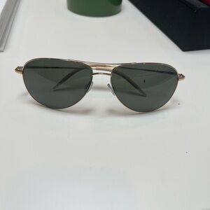 Classic Aviator Sunglasses
